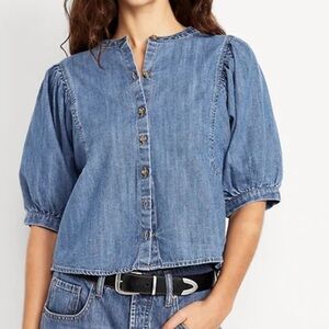 NWT Old Navy Puff-Sleeve Button-Down
Cropped Denim Shirt size 2X